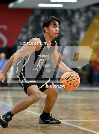 Thumbnail 2 in Archbishop Mitty vs. Jesuit (Fr. Barry Christmas Classic) photogallery.