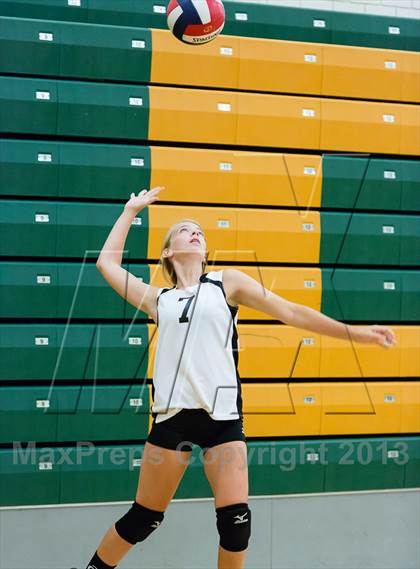 Thumbnail 2 in Ford City vs. Highlands (Open Tournament) photogallery.
