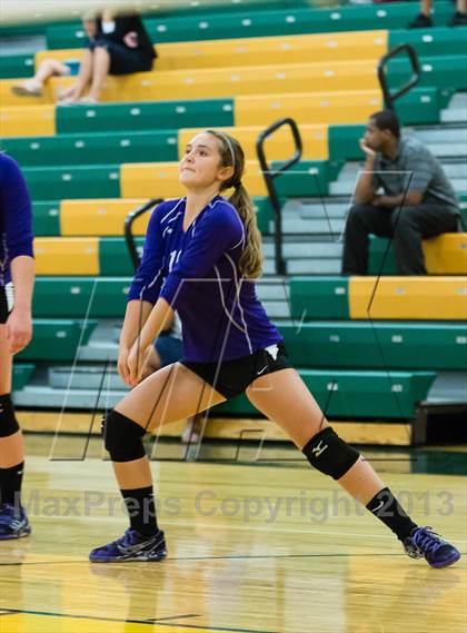 Thumbnail 3 in Ford City vs. Highlands (Open Tournament) photogallery.