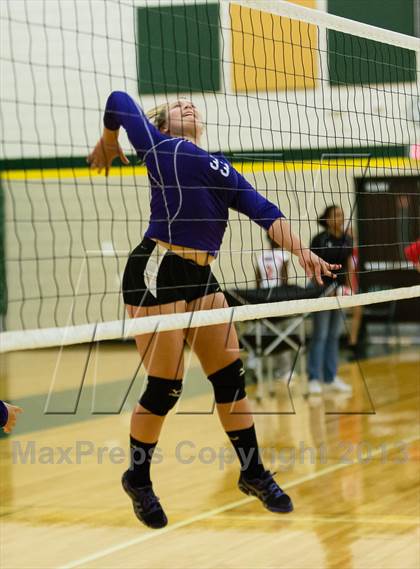 Thumbnail 1 in Ford City vs. Highlands (Open Tournament) photogallery.