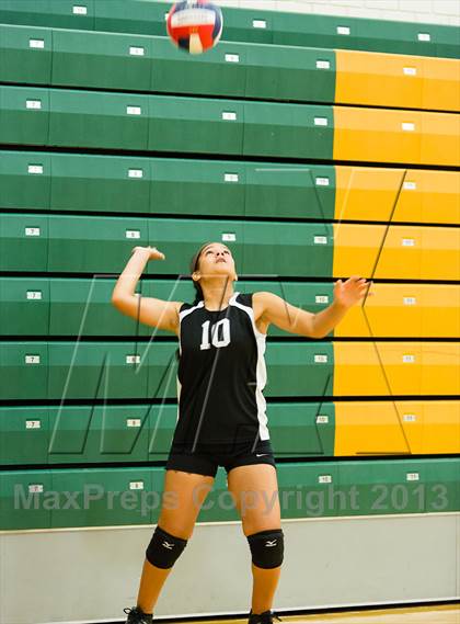 Thumbnail 2 in Ford City vs. Highlands (Open Tournament) photogallery.