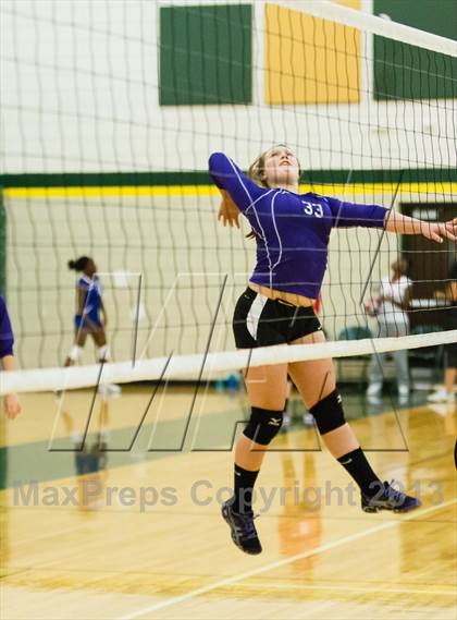 Thumbnail 2 in Ford City vs. Highlands (Open Tournament) photogallery.
