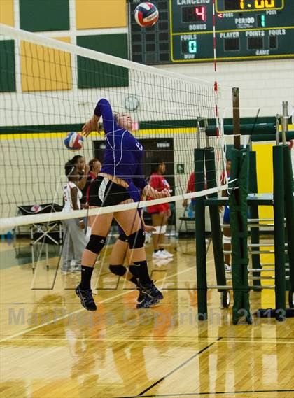Thumbnail 3 in Ford City vs. Highlands (Open Tournament) photogallery.