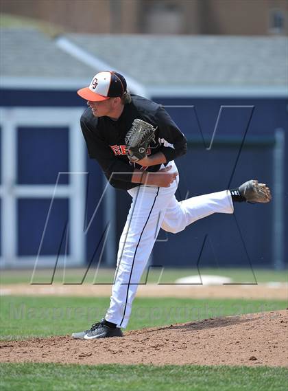 Thumbnail 2 in Grand Junction vs. Rampart (CHSAA 5A District 8 1st Round) photogallery.