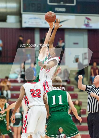 Thumbnail 3 in Palo Alto vs James Logan (CIF Division I Regional Final) photogallery.