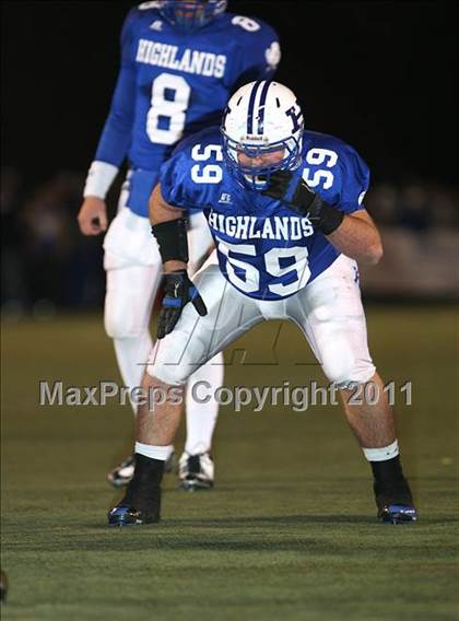 Thumbnail 2 in Highlands vs. Covington Catholic (KHSAA Class 4A Commonwealth Gridiron Bowl) photogallery.