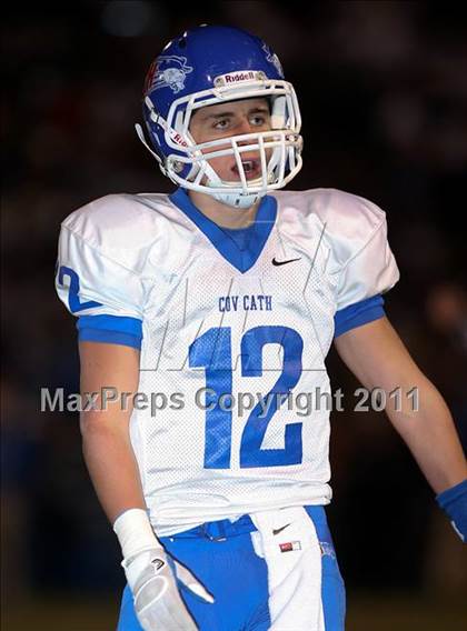 Thumbnail 1 in Highlands vs. Covington Catholic (KHSAA Class 4A Commonwealth Gridiron Bowl) photogallery.