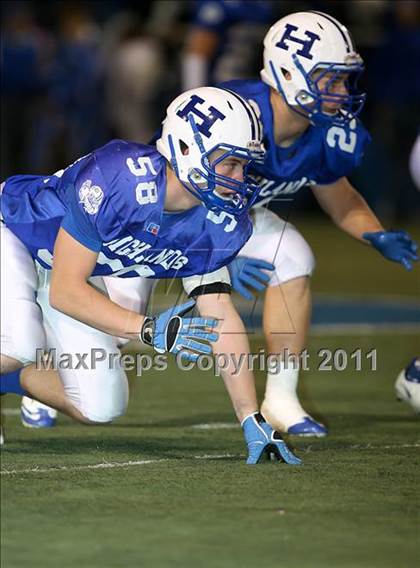 Thumbnail 3 in Highlands vs. Covington Catholic (KHSAA Class 4A Commonwealth Gridiron Bowl) photogallery.
