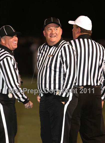 Thumbnail 1 in Highlands vs. Covington Catholic (KHSAA Class 4A Commonwealth Gridiron Bowl) photogallery.