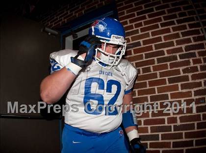 Thumbnail 2 in Highlands vs. Covington Catholic (KHSAA Class 4A Commonwealth Gridiron Bowl) photogallery.