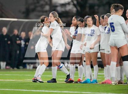Thumbnail 2 in Seattle Prep vs Roosevelt (WIAA 3A Final) photogallery.