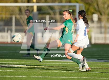 Thumbnail 3 in Seattle Prep vs Roosevelt (WIAA 3A Final) photogallery.