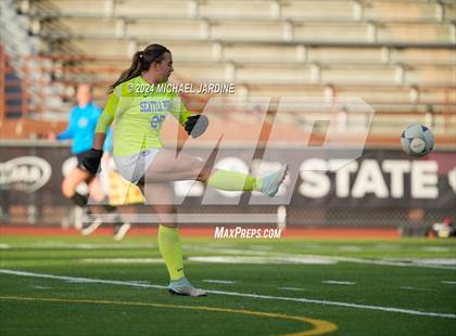 Thumbnail 2 in Seattle Prep vs Roosevelt (WIAA 3A Final) photogallery.