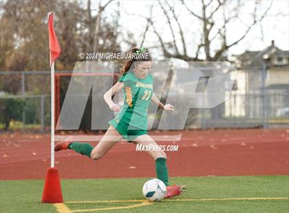 Thumbnail 2 in Seattle Prep vs Roosevelt (WIAA 3A Final) photogallery.