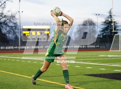 Thumbnail 2 in Seattle Prep vs Roosevelt (WIAA 3A Final) photogallery.