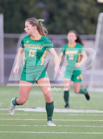 Thumbnail 3 in Seattle Prep vs Roosevelt (WIAA 3A Final) photogallery.