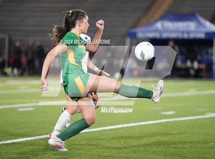 Thumbnail 3 in Seattle Prep vs Roosevelt (WIAA 3A Final) photogallery.