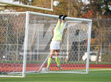 Thumbnail 3 in Seattle Prep vs Roosevelt (WIAA 3A Final) photogallery.