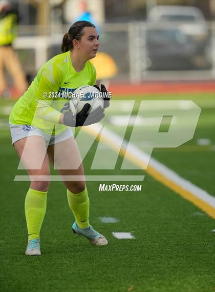 Thumbnail 1 in Seattle Prep vs Roosevelt (WIAA 3A Final) photogallery.