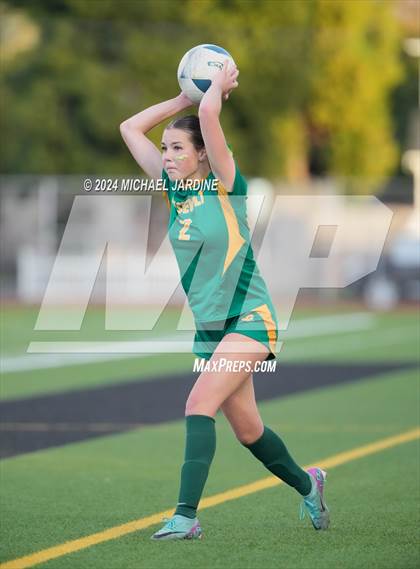 Thumbnail 3 in Seattle Prep vs Roosevelt (WIAA 3A Final) photogallery.
