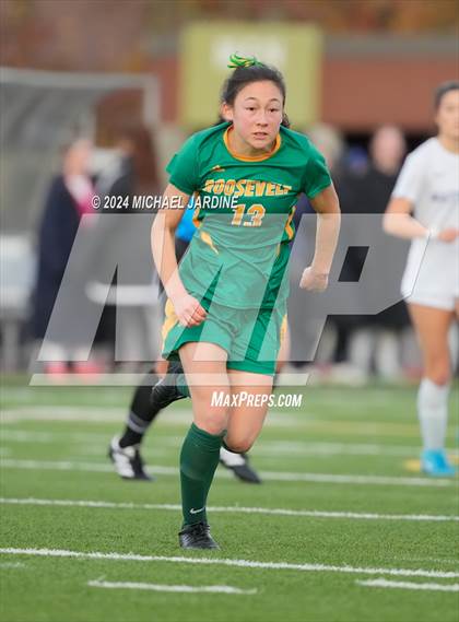 Thumbnail 3 in Seattle Prep vs Roosevelt (WIAA 3A Final) photogallery.