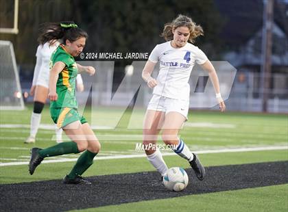 Thumbnail 1 in Seattle Prep vs Roosevelt (WIAA 3A Final) photogallery.