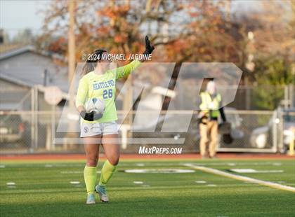 Thumbnail 3 in Seattle Prep vs Roosevelt (WIAA 3A Final) photogallery.