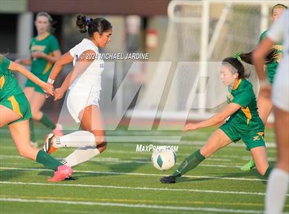 Thumbnail 2 in Seattle Prep vs Roosevelt (WIAA 3A Final) photogallery.