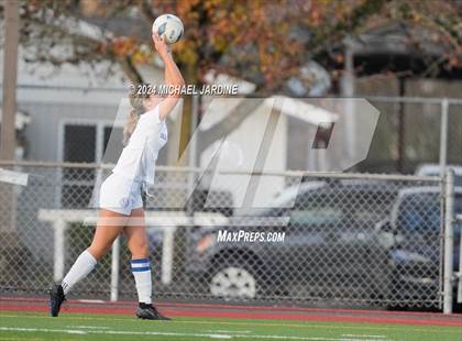 Thumbnail 1 in Seattle Prep vs Roosevelt (WIAA 3A Final) photogallery.