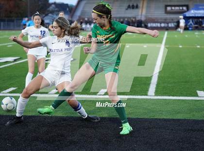 Thumbnail 3 in Seattle Prep vs Roosevelt (WIAA 3A Final) photogallery.