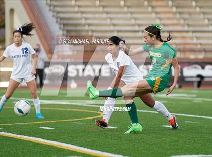 Thumbnail 2 in Seattle Prep vs Roosevelt (WIAA 3A Final) photogallery.