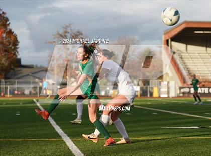 Thumbnail 2 in Seattle Prep vs Roosevelt (WIAA 3A Final) photogallery.