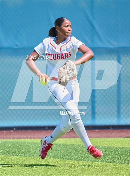Thumbnail 1 in Carondelet vs. Cardinal Newman (CIF NCS Division 2 Final) photogallery.