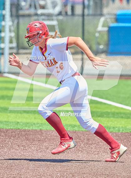 Thumbnail 2 in Carondelet vs. Cardinal Newman (CIF NCS Division 2 Final) photogallery.