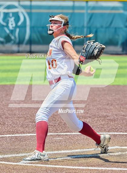 Thumbnail 3 in Carondelet vs. Cardinal Newman (CIF NCS Division 2 Final) photogallery.