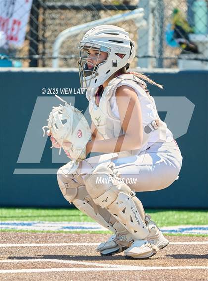Thumbnail 3 in Carondelet vs. Cardinal Newman (CIF NCS Division 2 Final) photogallery.
