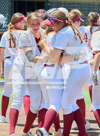 Thumbnail 2 in Carondelet vs. Cardinal Newman (CIF NCS Division 2 Final) photogallery.