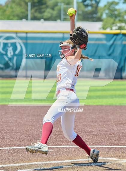 Thumbnail 2 in Carondelet vs. Cardinal Newman (CIF NCS Division 2 Final) photogallery.