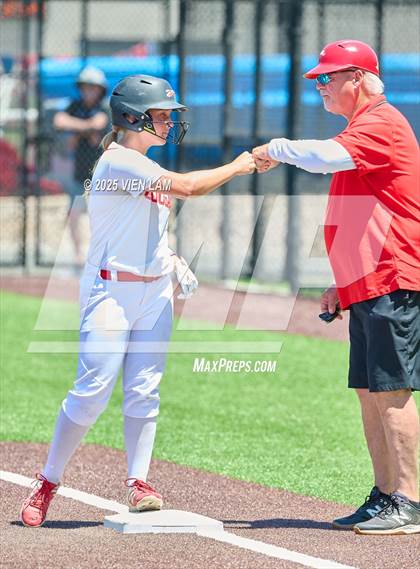 Thumbnail 2 in Carondelet vs. Cardinal Newman (CIF NCS Division 2 Final) photogallery.