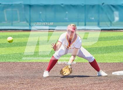 Thumbnail 1 in Carondelet vs. Cardinal Newman (CIF NCS Division 2 Final) photogallery.
