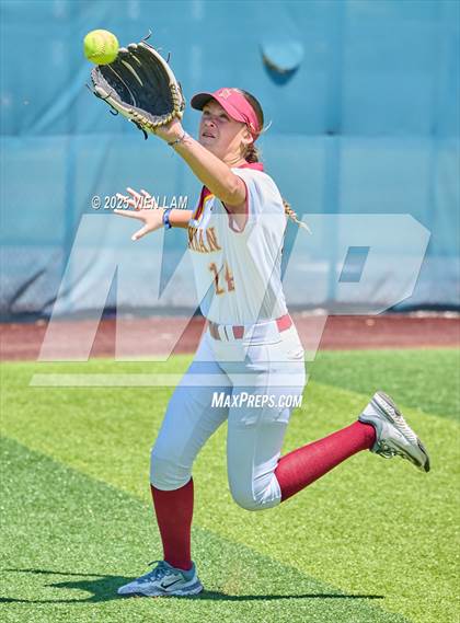 Thumbnail 2 in Carondelet vs. Cardinal Newman (CIF NCS Division 2 Final) photogallery.