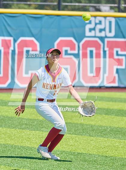 Thumbnail 2 in Carondelet vs. Cardinal Newman (CIF NCS Division 2 Final) photogallery.