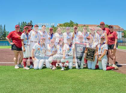 Thumbnail 3 in Carondelet vs. Cardinal Newman (CIF NCS Division 2 Final) photogallery.