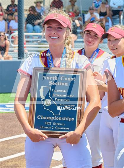Thumbnail 3 in Carondelet vs. Cardinal Newman (CIF NCS Division 2 Final) photogallery.