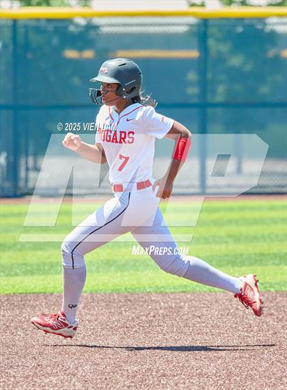 Thumbnail 2 in Carondelet vs. Cardinal Newman (CIF NCS Division 2 Final) photogallery.
