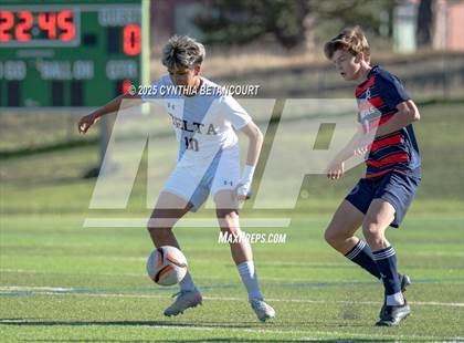 Thumbnail 1 in Kent Denver vs Delta (CHSAA 3A Round 1)) photogallery.