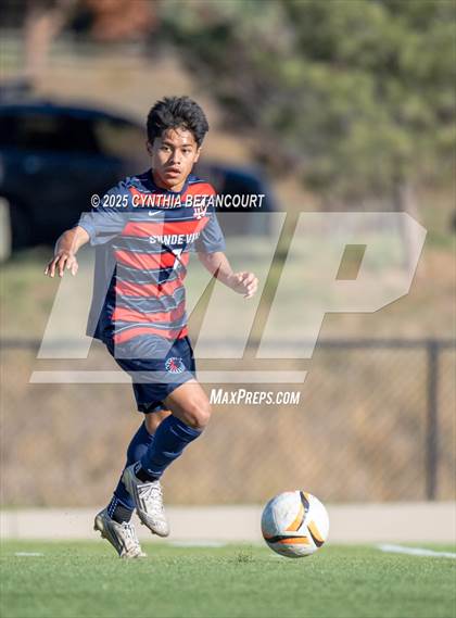 Thumbnail 1 in Kent Denver vs Delta (CHSAA 3A Round 1)) photogallery.