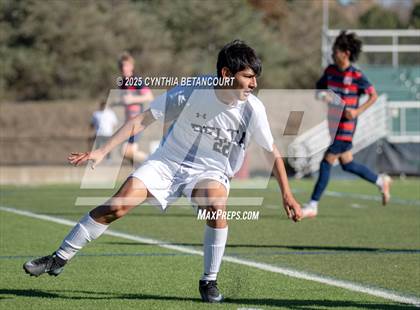 Thumbnail 2 in Kent Denver vs Delta (CHSAA 3A Round 1)) photogallery.