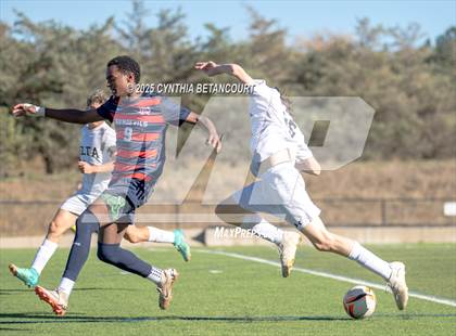 Thumbnail 1 in Kent Denver vs Delta (CHSAA 3A Round 1)) photogallery.