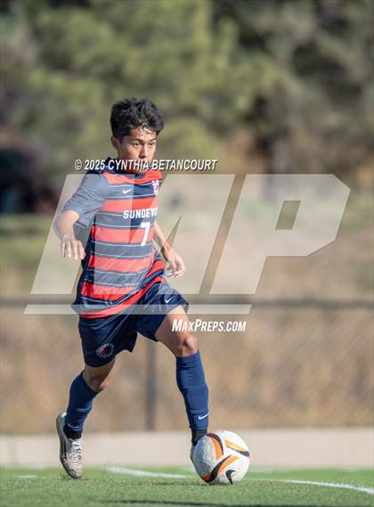 Thumbnail 2 in Kent Denver vs Delta (CHSAA 3A Round 1)) photogallery.